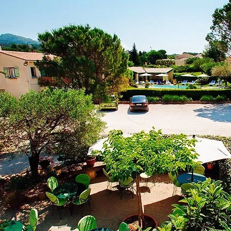 Le Pradet Hotell 3*