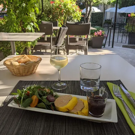 Le Pradet Hotell Vacqueyras