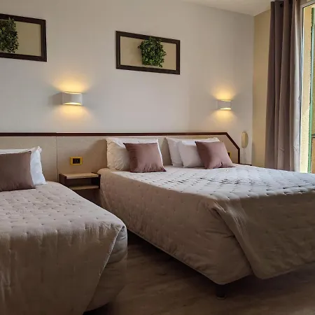 Hotel Le Pradet 3*