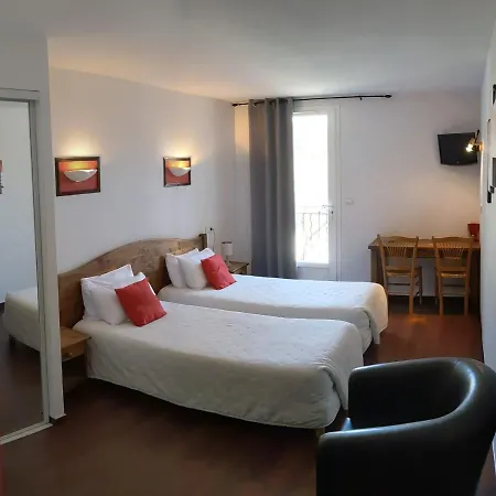 Le Pradet Hotel