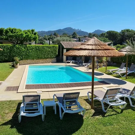 Le Pradet Hotel