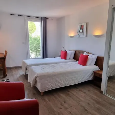 Hotel Le Pradet 3*